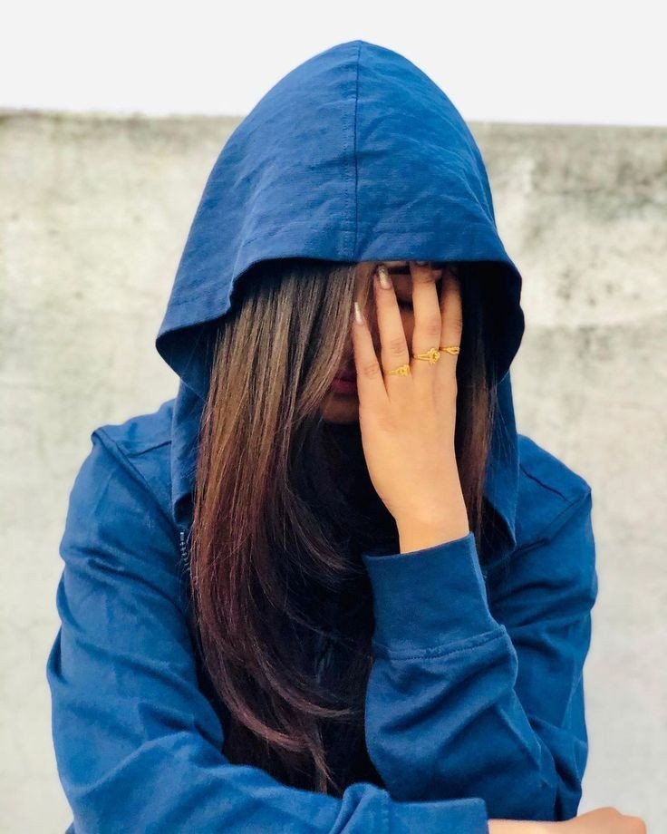 Crying girl dp download