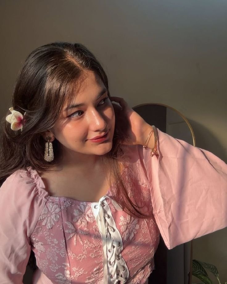 Ladki Photo 15 years